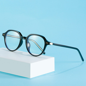 Gafas con Bloqueo de Luz Azul Z87.1, Montura Redonda, para Hombre y Mujer, Gafas para Computadora, Anti Fatiga Ocular, Resistentes a Impactos, Patillas Metálicas, Transparentes - Product Image 4