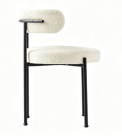 Chaise de salle à manger en tissu bouclé, dossier rembourré, pieds en acier inoxydable, design minimaliste pour mobilier de salle à manger d'hôtel
