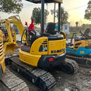 Mini-excavatrice sur chenilles Komatsu Pc35 d'occasion, 3,5 tonnes, Pc35mr, prix bas, moteur, boîte de vitesses, pompe testées et inspectées - Product Image 6