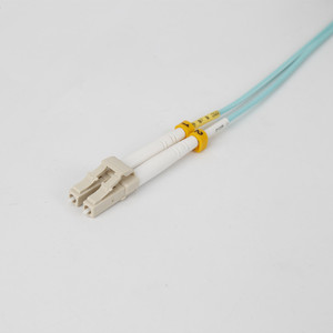 Câble de brassage en fibre optique multimode duplex OM3 2,0 mm 50/125 <span class=keywords><strong>LC</strong></span>/UPC vers <span class=keywords><strong>LC</strong></span>/UPC DIMAN pour utilisation FTTX - Product Image 3