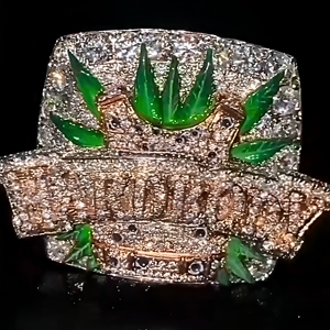 Anillo de Campeonato Personalizado con Diamantes, Diseño de Hoja Verde, Estilo Hip Hop Unisex, Chapado en Plata de Ley 925, Anillo Grueso y Elegante, Diamantes Cultivados en Laboratorio - Product Image 3