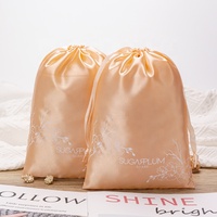 Pochette de rangement pour extensions de cheveux humains flexographie avec logo personnalisé sacs d'emballage pour perruques sacs pour faisceaux de cheveux en satin de soie avec cordon de serrage