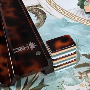 Juego de Mahjong de Lujo Estilo Botánico Americano de 160 Piezas con Diseño de Loto y Patrón de Caparazón de Tortuga, Acrílico Duradero para Niños - Product Image 4