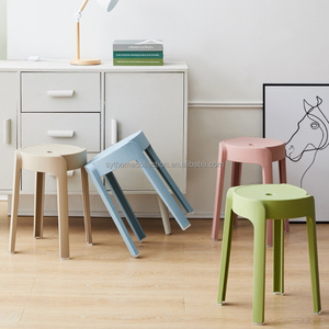 Vente en gros de tabourets en plastique au <span class=keywords><strong>design</strong></span> exquis Chaises de <span class=keywords><strong>cuisine</strong></span> modernes Chaises d'activités de plein air multifonctionnelles - Product Image 1