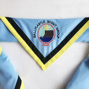 Écharpe de scout personnalisée en tissu de haute qualité et bon marché avec logo brodé, foulard de scout pour garçon - Product Image 5