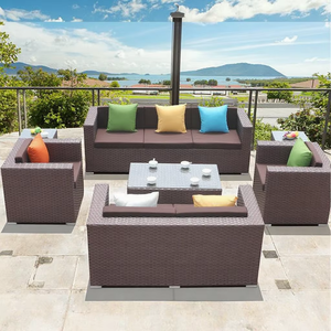 Outdoor-Möbelset mit Feuerstelle aus Rattan, Wasserfest, Modernes Aluminium-Gartenmöbel für Wohnzimmer und Hotel - Product Image 1