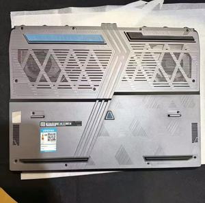Portátil para juegos M-SI Vector 17HX, 95% nuevo, i9-13980HX, RTX4080, 32GB RAM + 2TB SSD, 17.3" FHD+ 165Hz - Product Image 3