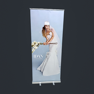 Banner Enrollable Trader 85x200cm, Soporte de Aluminio de Tamaño Personalizado, Banner Gráfico Retráctil - Product Image 1