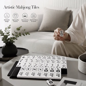 Set di Tessere Mahjong Americane Geometriche Bianche e Nere di Design, 160 Pezzi in Acrilico con Linee Astratte Incise, Antiscivolo, per Decorazione Casa e Regalo - Product Image 4