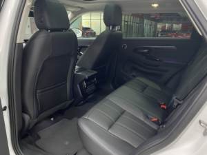 Coche <span class=keywords><strong>Range</strong></span> <span class=keywords><strong>Rover</strong></span> <span class=keywords><strong>Evoque</strong></span> usado <span class=keywords><strong>LAND</strong></span> <span class=keywords><strong>ROVER</strong></span> <span class=keywords><strong>Evoque</strong></span> L 249PS R-Dynamic SE Deluxe Edition 5 puertas 5 asientos gasolina coche compacto Suv - Product Image 4