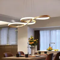 الحديثة بسيط LED الثريات الفاخرة نجفة ذهبية قلادة أضواء الإبداعية غرفة الطعام غرفة المعيشة المنزل نجفة مضيئة جذابة