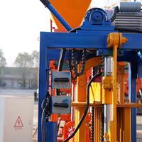 Machine à blocs de béton mobile QM2-45 rentable avec roulement, moteur, engrenage et vibrateur, directement du fabricant
