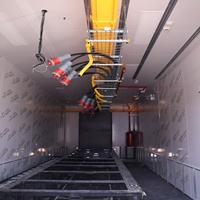 Centre de données en conteneur refroidi par air de 40 pieds, 120 kW, salle de serveurs modulaire préfabriquée pour l'informatique haute densité