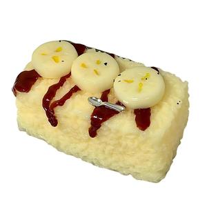Offre Spéciale – <span class=keywords><strong>Jouet</strong></span> Squishy en forme de Dessert (Pain, Crème Glacée, Gâteau) – Doux, à Rebond Lent, Aspect Réaliste – Cadeau Relaxant pour Usage Quotidien - Product Image 4