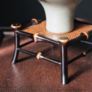 Soporte de bambú para flores de escritorio, accesorio cuadrado de estilo Zen asiático para sala de té, tamaño pequeño - Product Image 4