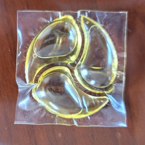 Nhà Máy bán hàng chất lượng cao Tự động nước hòa tan PVA phim chất tẩy rửa lỏng vỏ hạt máy đóng gói giặt vỏ máy - Product Image 2