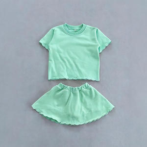 Set Estivo per Bambine con T-Shirt alla Moda e Minigonna con Orlo Smerlato, Completo in Cotone per Bambine e Ragazze - Product Image 6