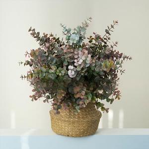 Arreglo Floral <span class=keywords><strong>Artificial</strong></span> de <span class=keywords><strong>Eucalipto</strong></span>, Ramo de <span class=keywords><strong>Eucalipto</strong></span> <span class=keywords><strong>Artificial</strong></span> de PVC con Borde Rosa Suave, Hojas Redondas Otoñales para Decoración de Escritorio - Product Image 3