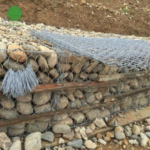 Fabrika sıcak satış <span class=keywords><strong>2</strong></span>*1*1m galvaniz gabyon kutu <span class=keywords><strong>2</strong></span>.7mm istinat duvarı için delikli tel örgü <span class=keywords><strong>Gabion</strong></span> sepeti - Product Image 3