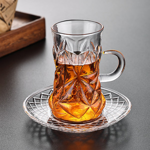 كوب شاي بعد الظهر راقي بتصميم أوروبي، كوب قهوة تركي زجاجي فاخر وعصري مع صحن، كوب شاي أسود للمنزل - Product Image 1