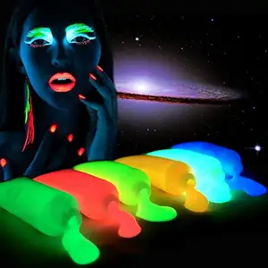 यूवी चमक में अंधेरे चेहरा और शरीर के रंग सेट ट्यूब काले प्रकाश प्रतिक्रियाशील नीयन तरल पेंट