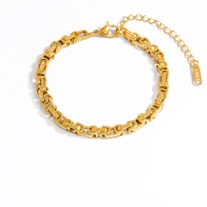 Pulsera de Cadena de Acero Inoxidable de Lujo con Baño de Oro Real de 18K de Alta Gama y Diseño Exclusivo - Product Image 5