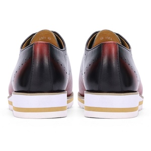 Chaussures en cuir véritable haut de gamme pour hommes, style britannique, à lacets, respirantes et imperméables, chaussures décontractées pour l'été - Product Image 4