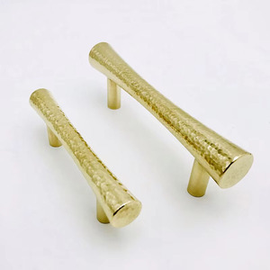Tiradores de Cajón de Latón Antiguo Martillado Hechos a Mano, Tiradores Decorativos para Gabinetes de Cocina con Forma de Reloj de Arena, Perillas y Barras de Sujeción - Product Image 1