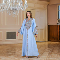 Robe Abaya Longue en Polyester Brodé de Cordes, Col en V, Style Ethnique Tribal, pour Femmes Musulmanes d'Arabie Saoudite, Vente en Gros pour Boutiques du Moyen-Orient