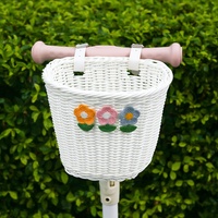 Adorable panier de vélo pour enfants en forme de D avec guidon avant Améliorez votre vélo avec ce panier en osier attrayant