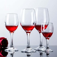 Vente en gros Dian Tong Haute Qualité Restaurant Longue Tige Gobelet Verre Mariage Verres À Vin Rouge Ensemble 6 Logo Personnalisé Or Jante 65-230ml