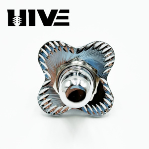 HIVE Squisiti Fermacorda Antiscivolo a Quadrifoglio con Taglio Diamantato, Bottoni in Metallo Antiscivolo per Chitarra, Basso, Ukulele - Product Image 4