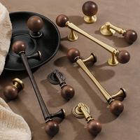 Gagang & Kenop Lemari Antik Klasik dari Tembaga Kuningan dan Kayu Walnut untuk Sistem Lemari Walk-In & Perabotan