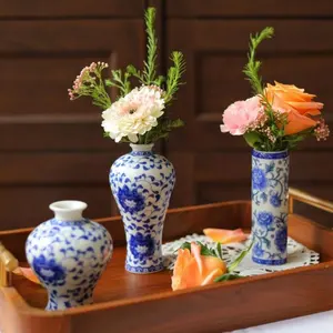 Toptan mavi ve beyaz minyatür çiçek tomurcuğu düğün dekor masa porselen Mini seramik vazo
