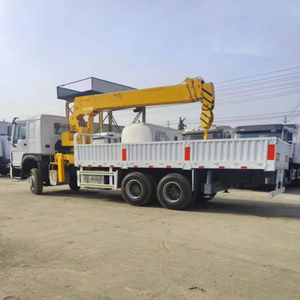 שלדת סינוטרק HOWO 6X4 עם מגוון תרופות, מנוף מפרקי עם זרוע טלסקופית הידראולית מתקפלת ומכשיר הידוק - Product Image 3