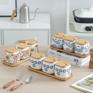 Ensemble de bols à sel et à sucre en céramique, lot de <span class=keywords><strong>3</strong></span> pots à <span class=keywords><strong>condiments</strong></span>, pot à épices avec couvercle, cuillère et plateau pour la cuisine à domicile - Product Image 2
