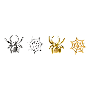 Pendientes de tuerca Plazm con diseño de telaraña, chapados en oro, de aleación de zinc, joyería de moda unisex, diseño de insecto moderno - Product Image 1