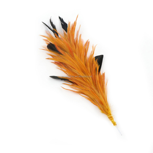 Plumes de poulet teintes de haute qualité de 30 cm (12 pouces) pour fleurs en fil métallique, idéales pour coiffes, chapeaux, corsages, et projets DIY avec motifs teints - Product Image 3