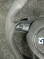 Volant en cuir personnalisé pour Audi A3 8V A4 B8 B9 S3 S4 S5 Rs5 Rs3 Rs4 A5 B9, avec boutons et palettes inclus