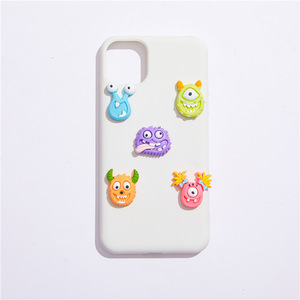 Drôle Clown Cartoon Monster Company Résine Accessoires Ludique Diy Crème Gel Téléphone Cas Cheveux Clipwater Coupe Trou Chaussures Matériel - Product Image 5