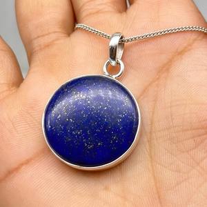 Joyería Bohemia hecha a mano para mujer, collar con colgante de piedras preciosas redondas de lapislázuli, chapado en oro y rodio - Product Image 1