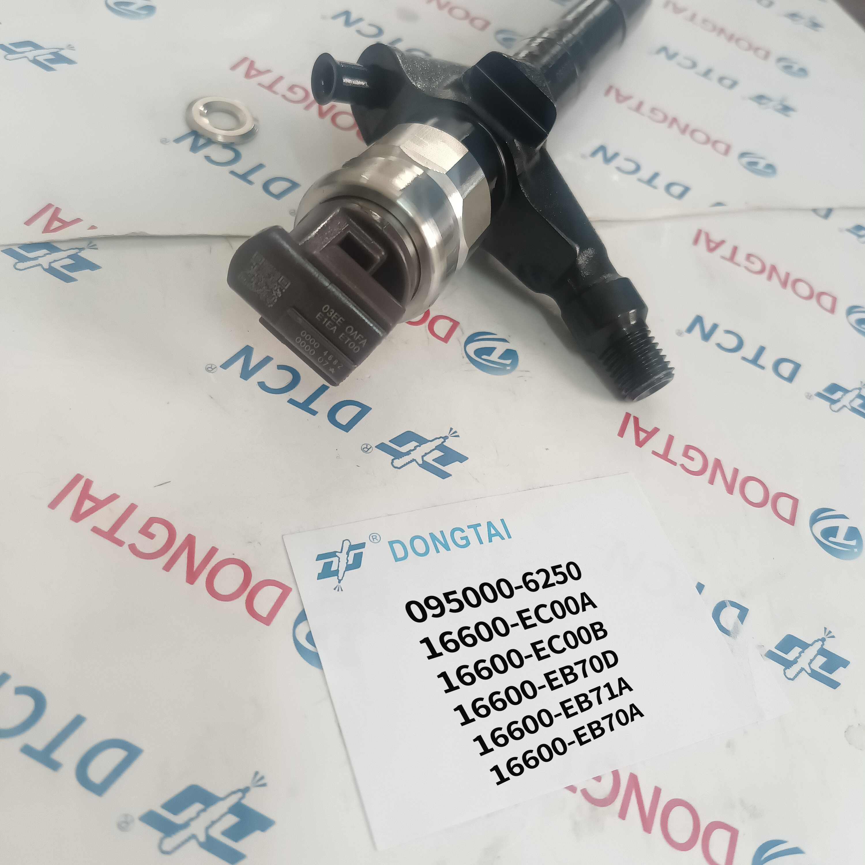 Diesel Common Rail Injector 095000-6250 16600-EC00A 16600