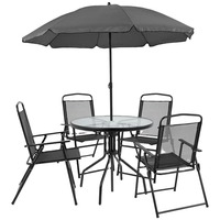 Ensemble de meubles de patio minimalistes modernes, table en verre avec quatre chaises pliantes et parasol central pour terrasse