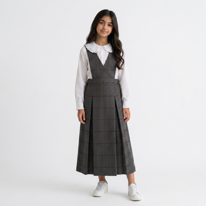 Ensemble d'uniformes scolaires personnalisés pour filles, robe tablier à carreaux gris avec jupe plissée et col Peter Pan blanc à manches longues - Product Image 1