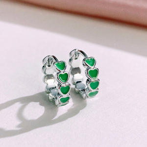 Orecchini a Cerchio E1868 Placcati Argento in Lega di Zinco a Forma di Cuore con Pietra Principale Viola, Gioielli Moda Donna Carini, Regalo - Product Image 3