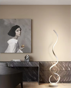 Lampe sur pied incurvée minimaliste moderne en aluminium LED pour salon, chambre à coucher, éclairage d'ambiance - Product Image 2