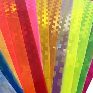 Vinilos de PVC reflectantes de PVC Quanzhou, láminas reflectantes flexibles cuadradas grandes en relieve, lámina reflectante prismática para ropa de trabajo - Product Image 4