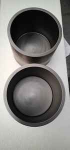 LN Hochreiner Siliziumkarbid-Tiegel Fabrik-Lieferung Feuerfester Tiegel zum Schmelzen Zusammengesetztes SiC-Ton-Keramikprodukt - Product Image 2