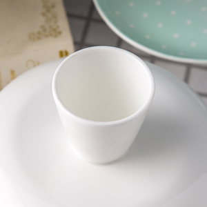 6 pouces petite taille Mini belle porcelaine fine élégante porte-gâteau à dessert en céramique avec pied - Product Image 6