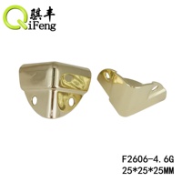 QIFENG usine vente chaude en gros boîte en métal personnalisée coin et garde d'angle Triangle pour boîte à bijoux